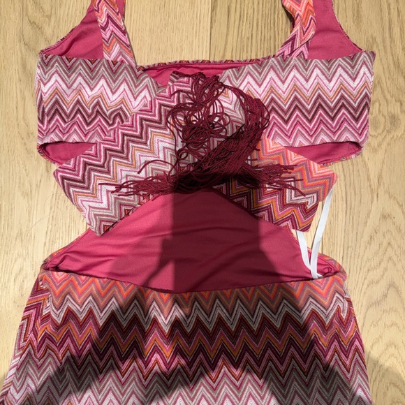 House of Harlow 1960 Pink and Red Zigzag Mini Dress - Picture 9 of 10